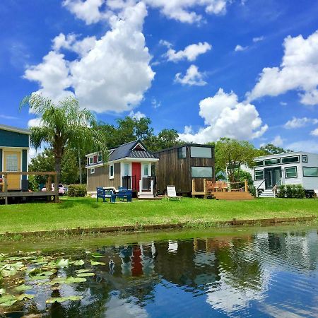 Orlando Lakefront Tiny Homes 6 Plus Month Rentals Орландо Екстериор снимка