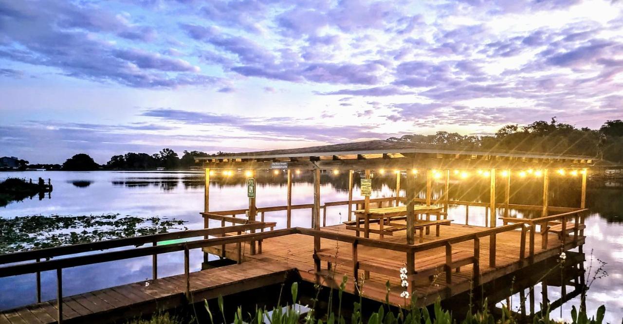 Orlando Lakefront Tiny Homes 6 Plus Month Rentals Орландо Екстериор снимка