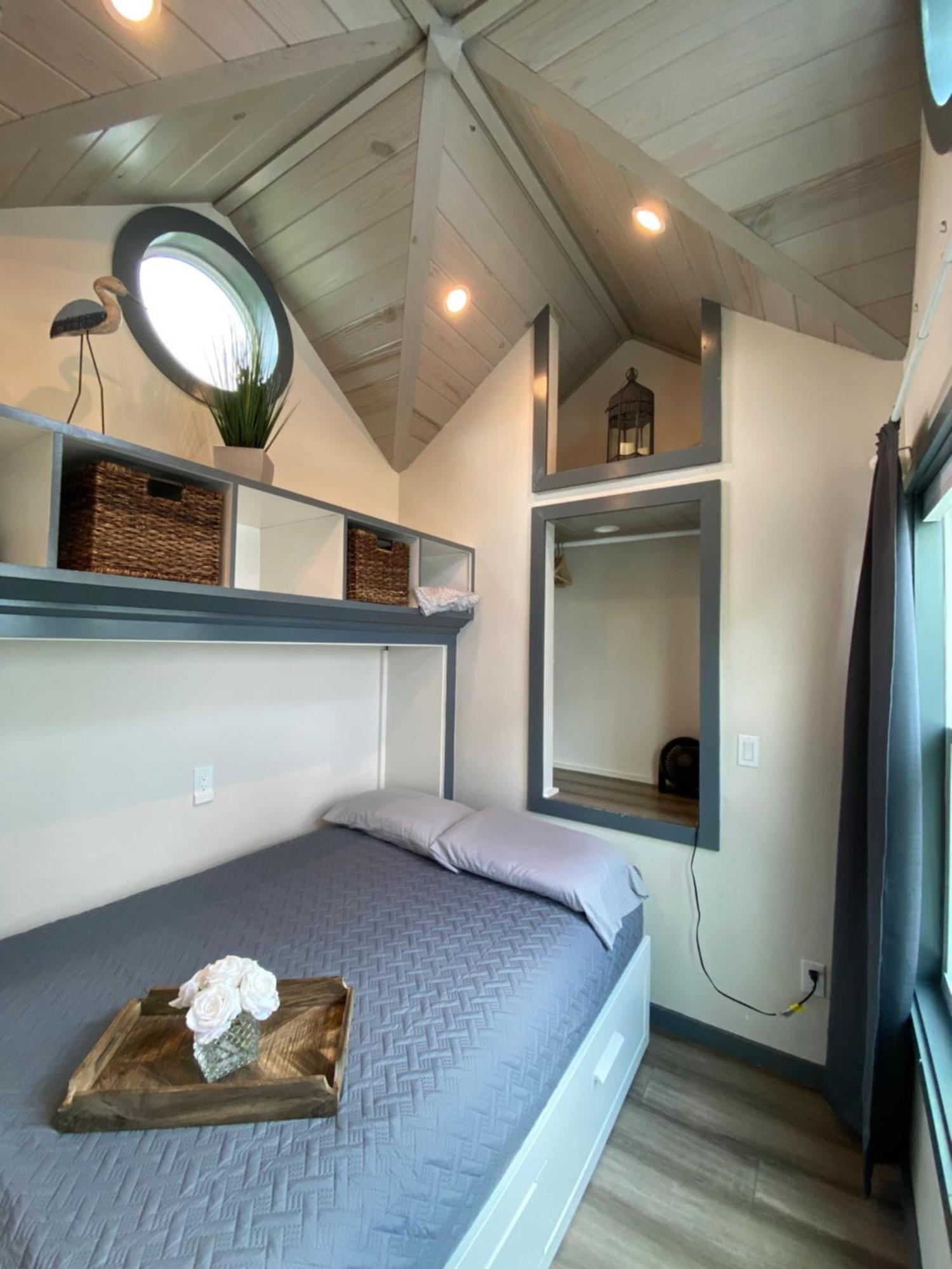 Orlando Lakefront Tiny Homes 6 Plus Month Rentals Орландо Екстериор снимка