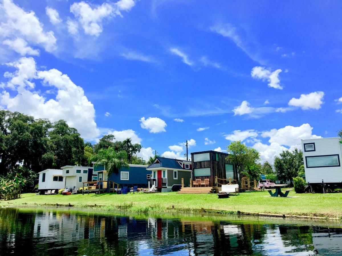 Orlando Lakefront Tiny Homes 6 Plus Month Rentals Орландо Екстериор снимка