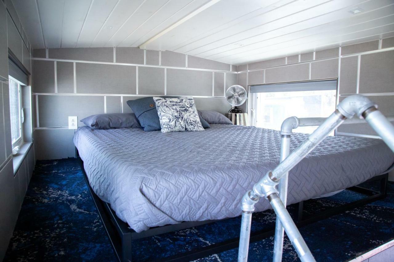 Orlando Lakefront Tiny Homes 6 Plus Month Rentals Орландо Екстериор снимка