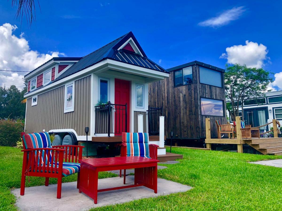 Orlando Lakefront Tiny Homes 6 Plus Month Rentals Орландо Екстериор снимка